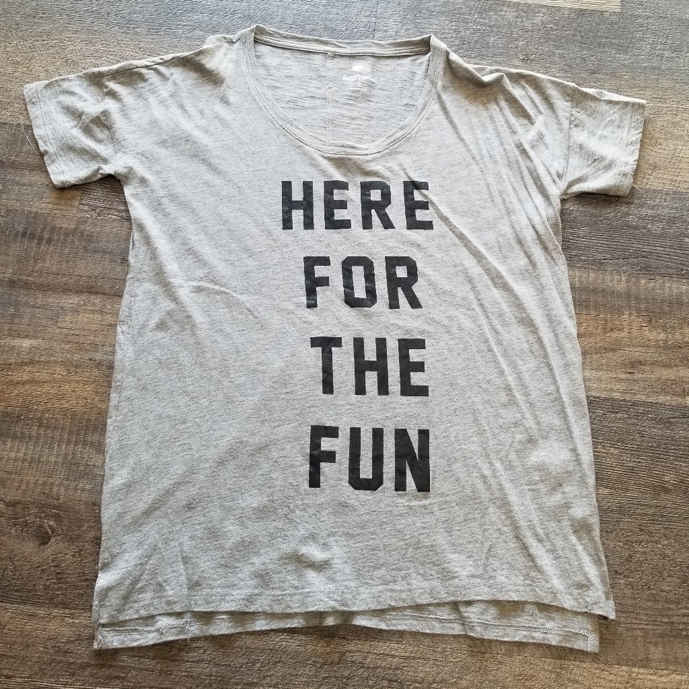 Old navy tshirt
